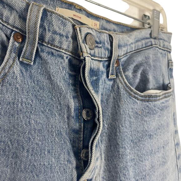 Levi's Vintage Big E Wedgie Women's Size 31 Light Wash Button Fly Cropped Jeans - Picture 7 of 11